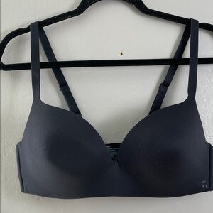 Tommy John second skin lightly lined Demi bra size 38C black